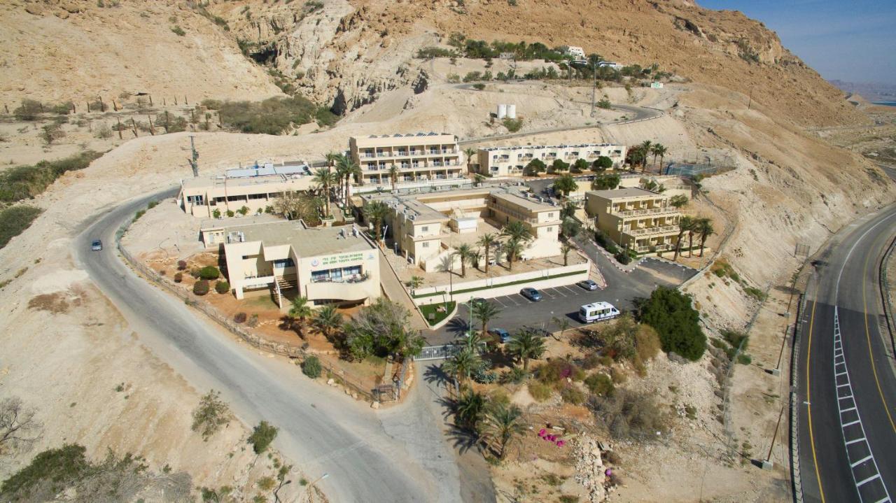 Hi - Ein Gedi Hostel Exterior photo